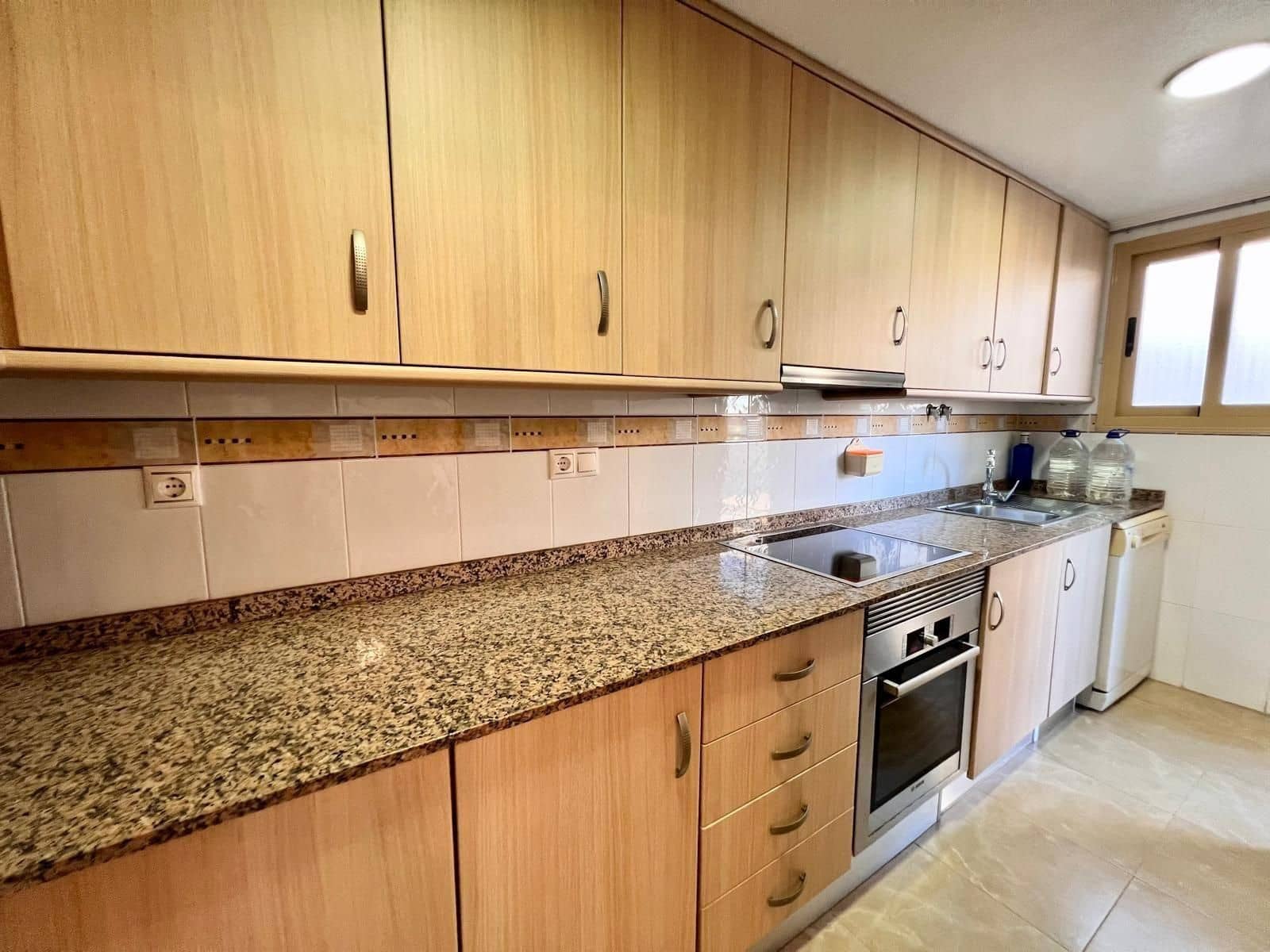 Ático de 4 habitaciones en Guardamar del Segura en venta con garaje - 299.000 € (Ref: 10005079)