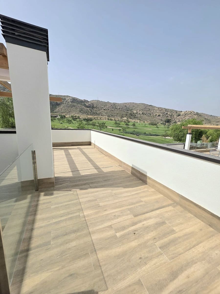 Chalet de 3 habitaciones en Monforte del Cid en venta con piscina garaje - 795.000 € (Ref: 10005080)