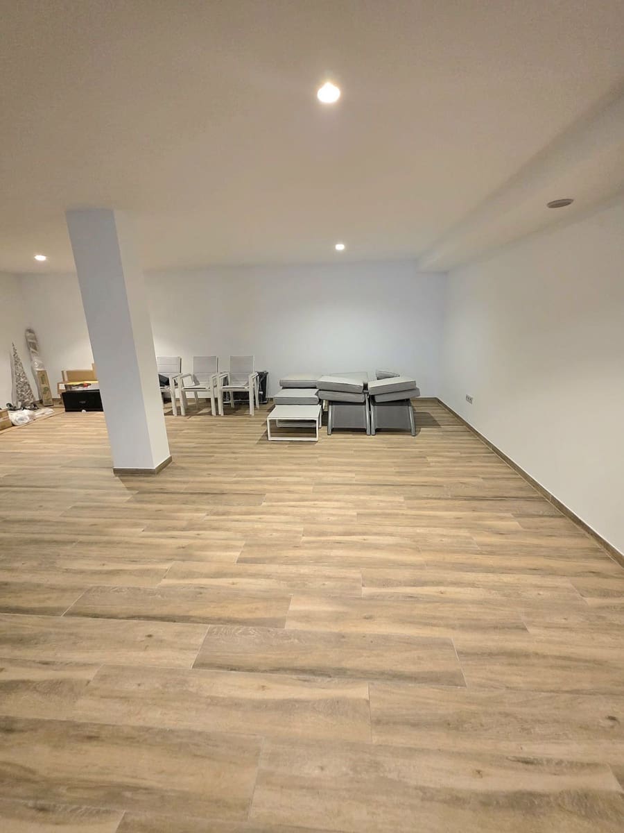 Chalet de 3 habitaciones en Monforte del Cid en venta con piscina garaje - 795.000 € (Ref: 10005080)