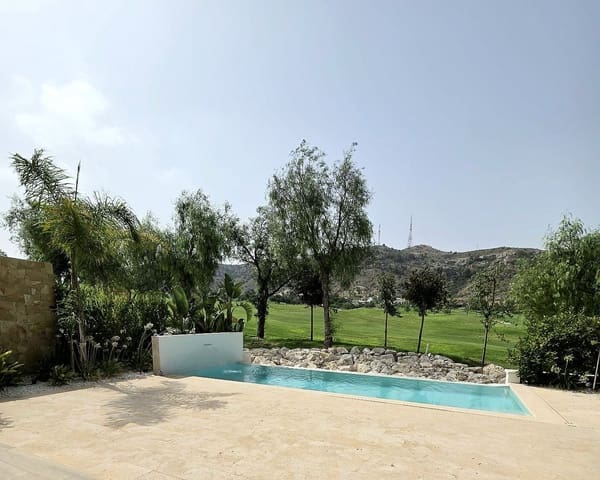 Chalet de 3 habitaciones en Monforte del Cid en venta con piscina garaje - 795.000 € (Ref: 10005080)