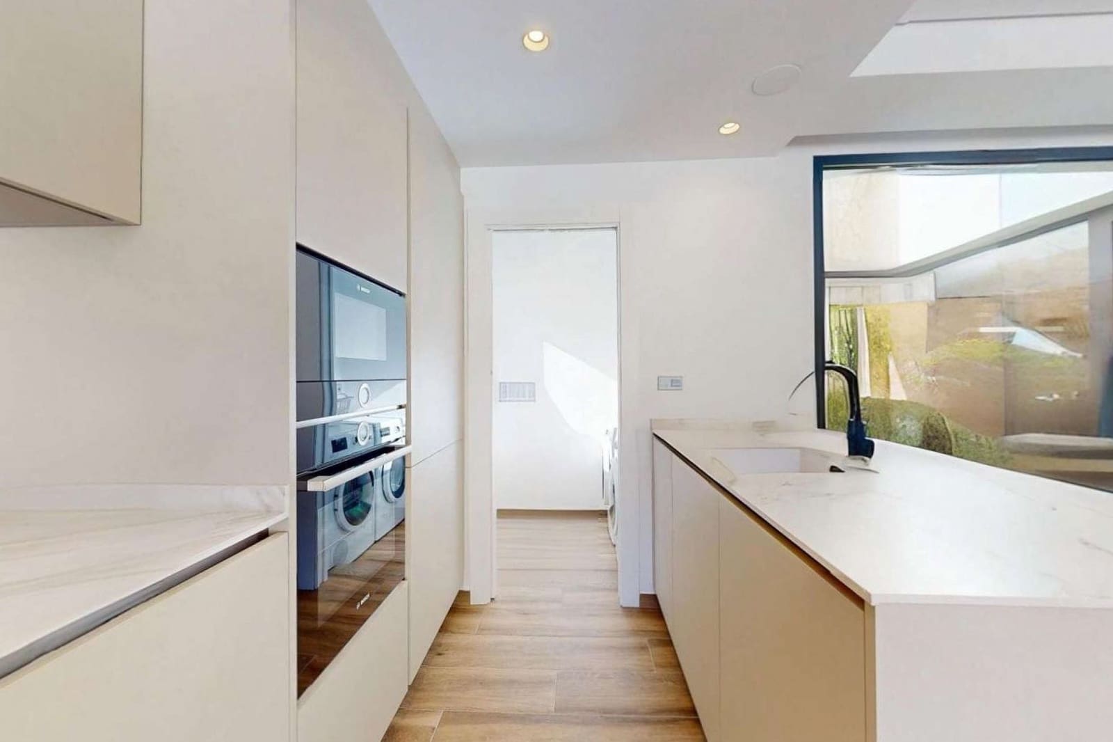 Chalet de 3 habitaciones en Monforte del Cid en venta con piscina garaje - 795.000 € (Ref: 10005080)