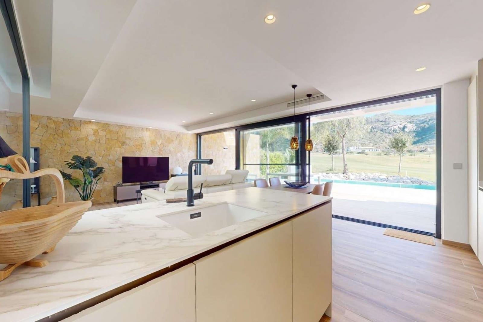 Chalet de 3 habitaciones en Monforte del Cid en venta con piscina garaje - 795.000 € (Ref: 10005080)
