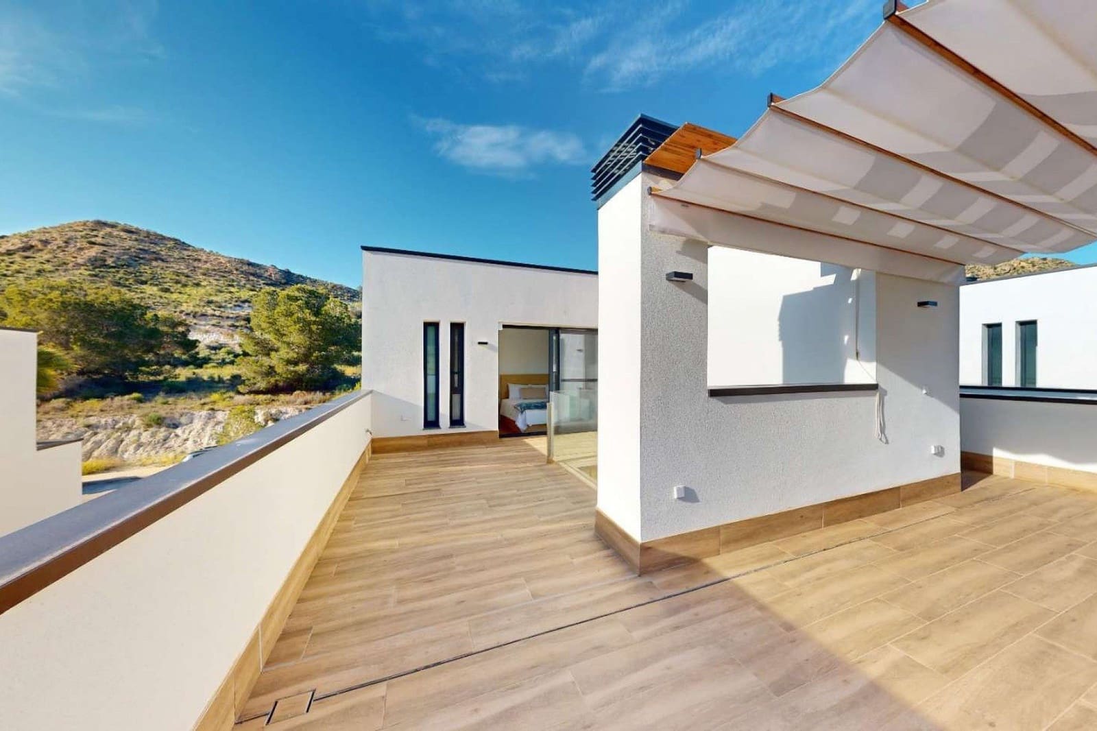 Chalet de 3 habitaciones en Monforte del Cid en venta con piscina garaje - 795.000 € (Ref: 10005080)