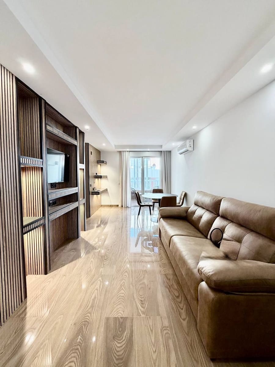 2 soverom Leilighet til salgs i Torrevieja - € 210 000 (Ref: 10005081)