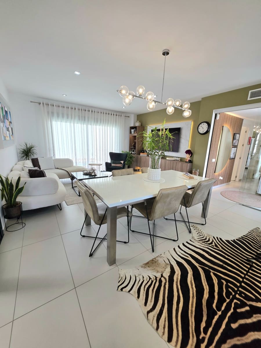 Pareado de 3 habitaciones en Orihuela en venta con piscina garaje - 504.900 € (Ref: 10005082)