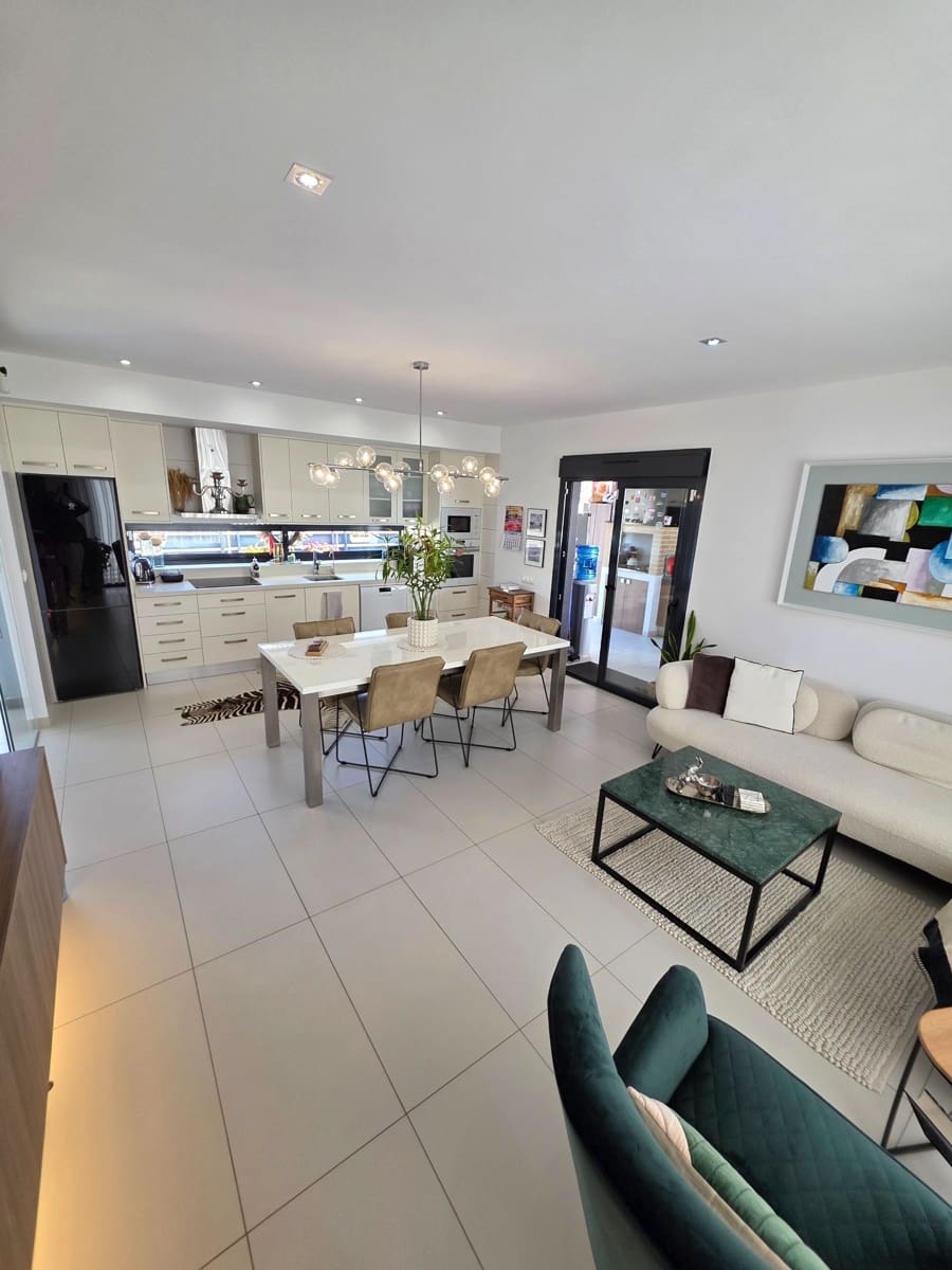 Pareado de 3 habitaciones en Orihuela en venta con piscina garaje - 504.900 € (Ref: 10005082)