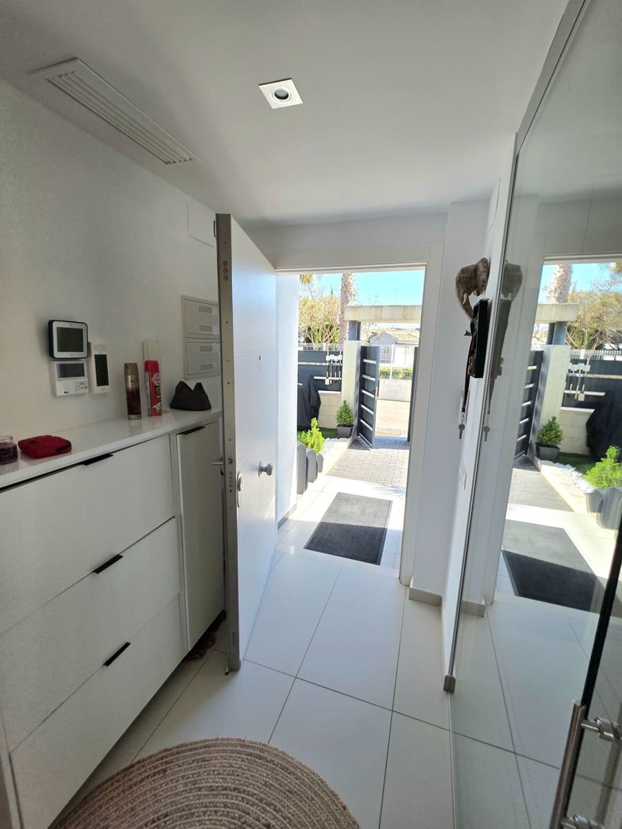 Pareado de 3 habitaciones en Orihuela en venta con piscina garaje - 504.900 € (Ref: 10005082)