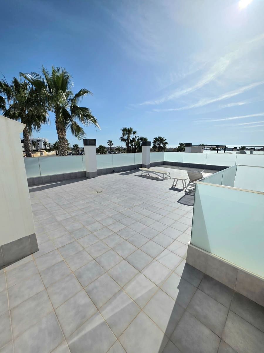 Pareado de 3 habitaciones en Orihuela en venta con piscina garaje - 504.900 € (Ref: 10005082)