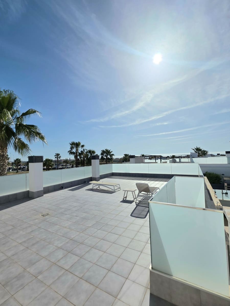 Pareado de 3 habitaciones en Orihuela en venta con piscina garaje - 504.900 € (Ref: 10005082)