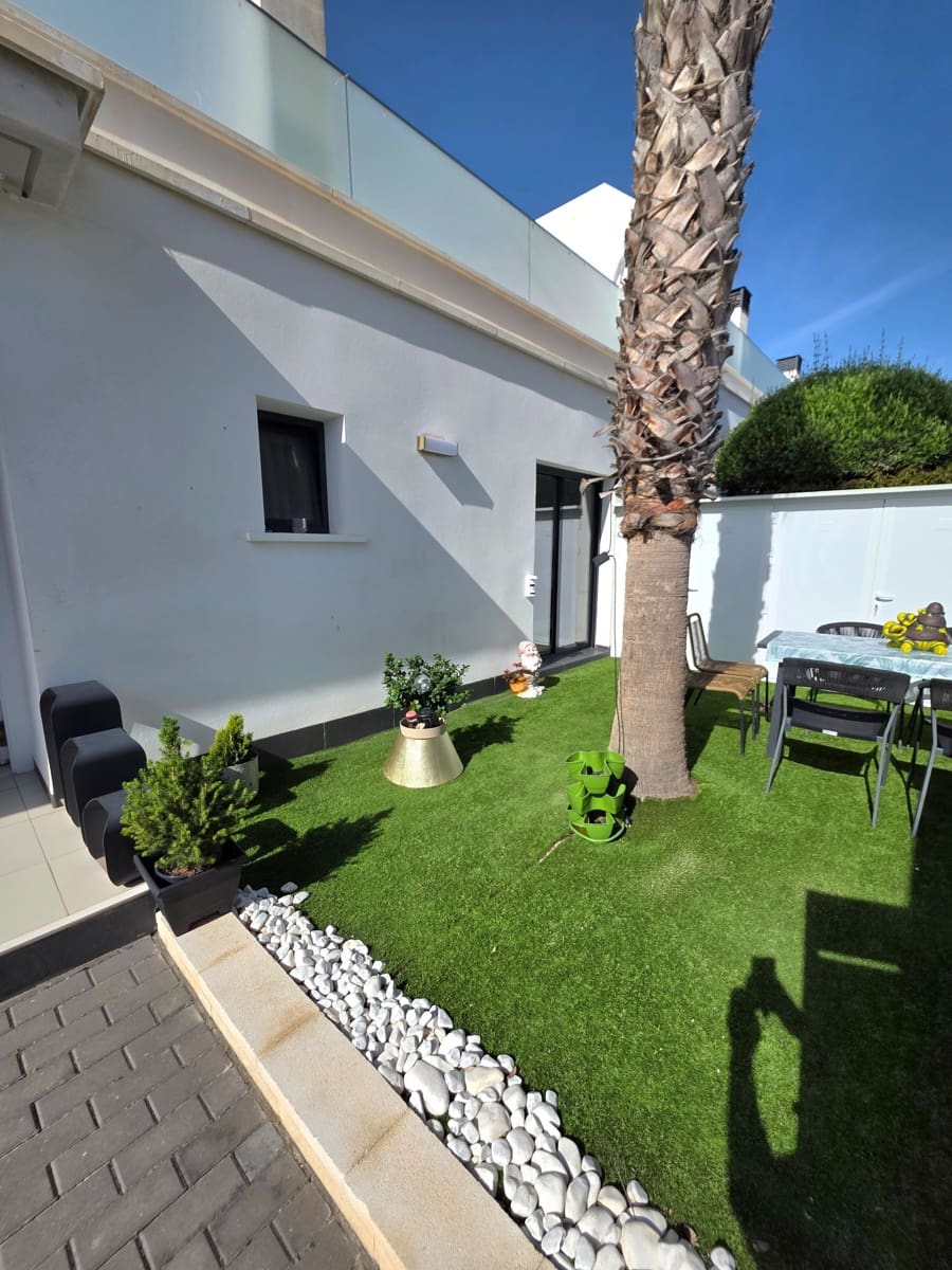 Pareado de 3 habitaciones en Orihuela en venta con piscina garaje - 504.900 € (Ref: 10005082)