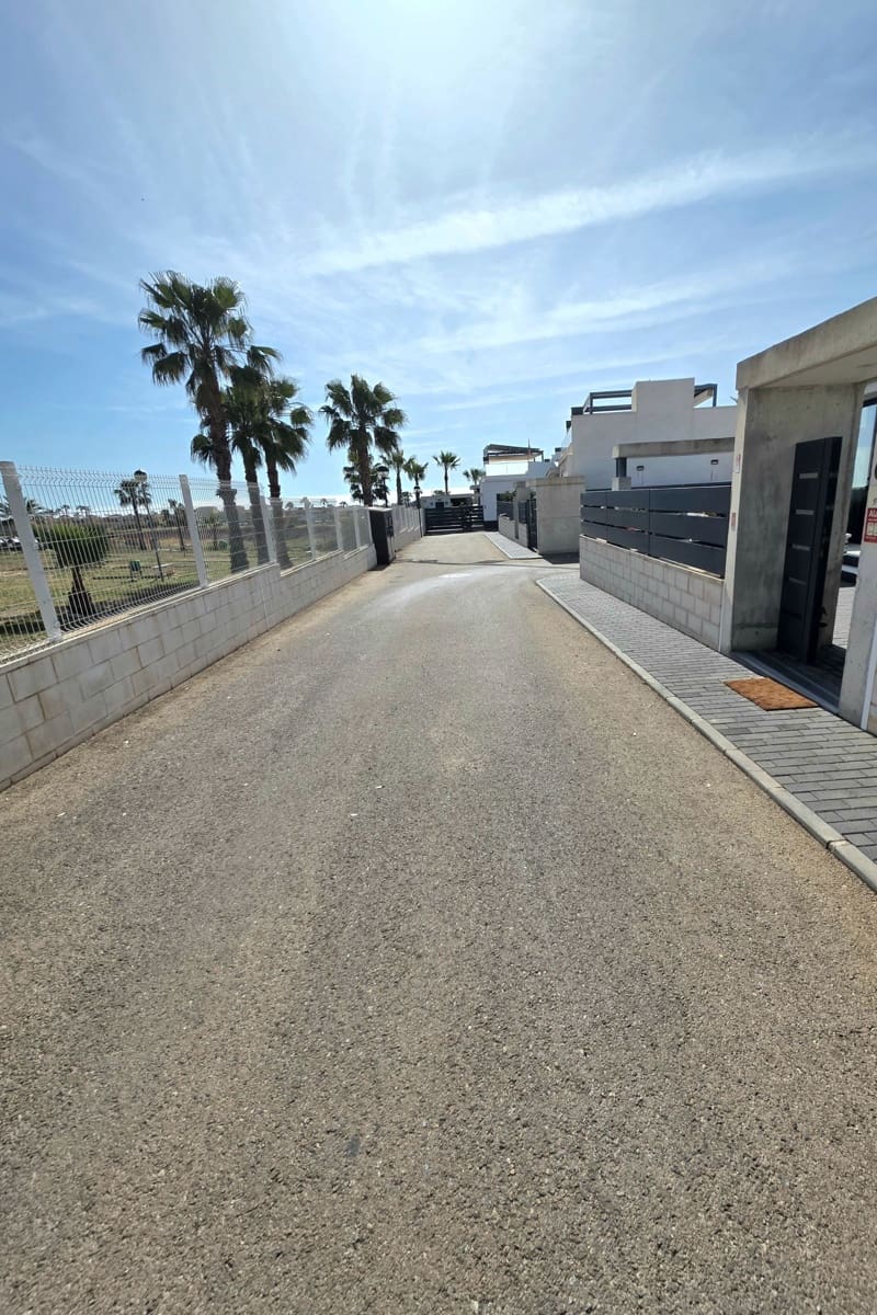 Pareado de 3 habitaciones en Orihuela en venta con piscina garaje - 504.900 € (Ref: 10005082)