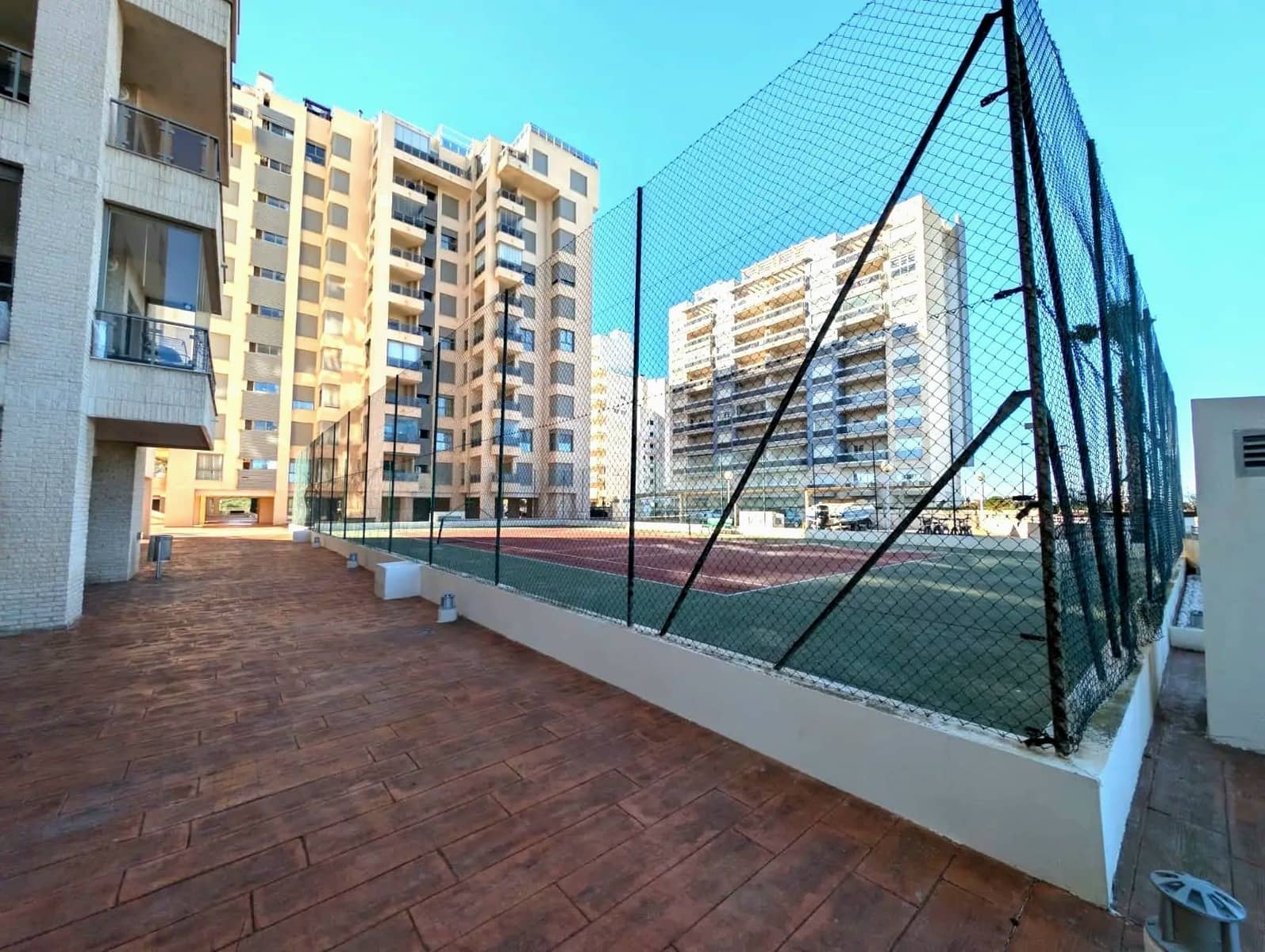 2 sypialnia Apartament na sprzedaż w Guardamar del Segura z basenem - 245 000 € (Ref: 10005084)