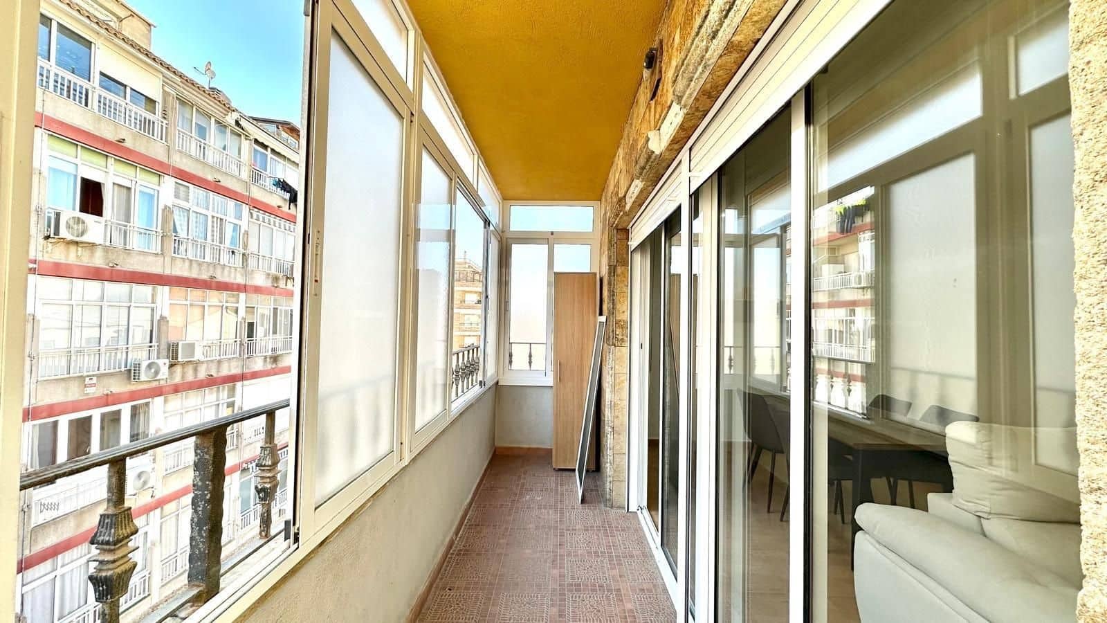 3 soveværelse Lejlighed til salg i Torrevieja - € 189.900 (Ref: 10005085)