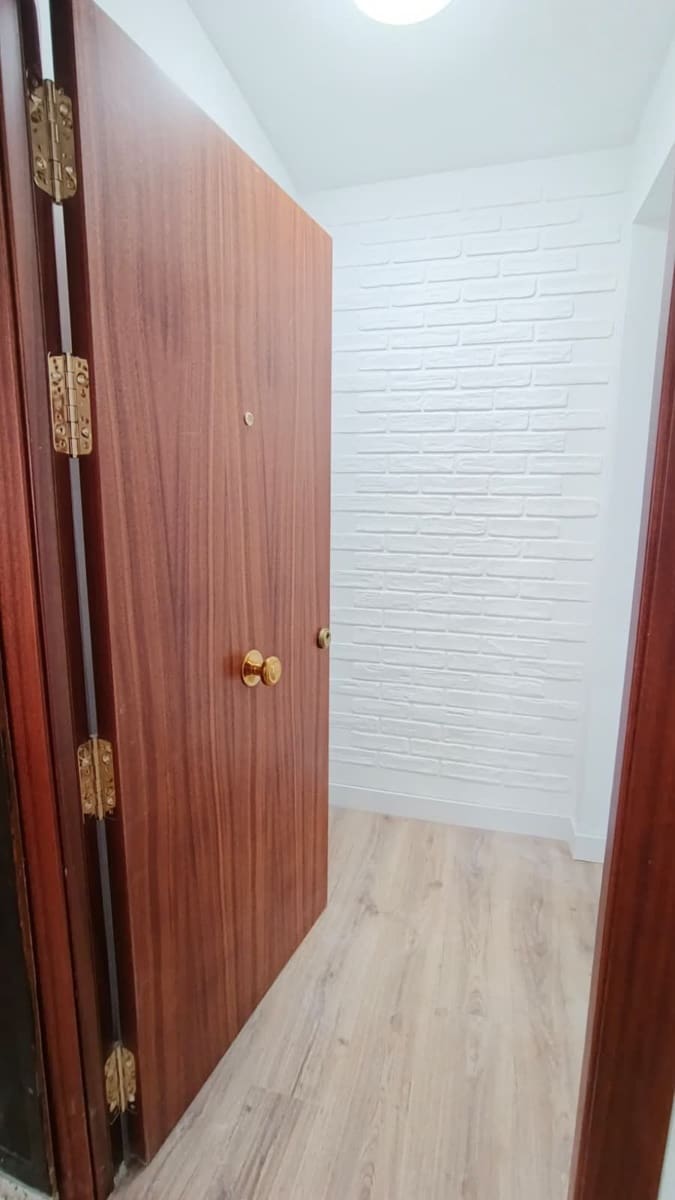 3 bedroom Apartment for sale in Torrevieja - € 130,000 (Ref: 10005086)