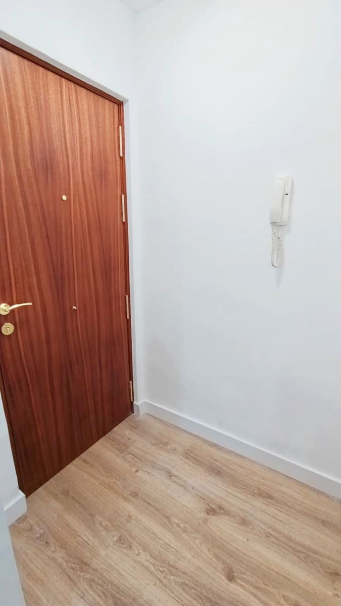 3 bedroom Apartment for sale in Torrevieja - € 130,000 (Ref: 10005086)
