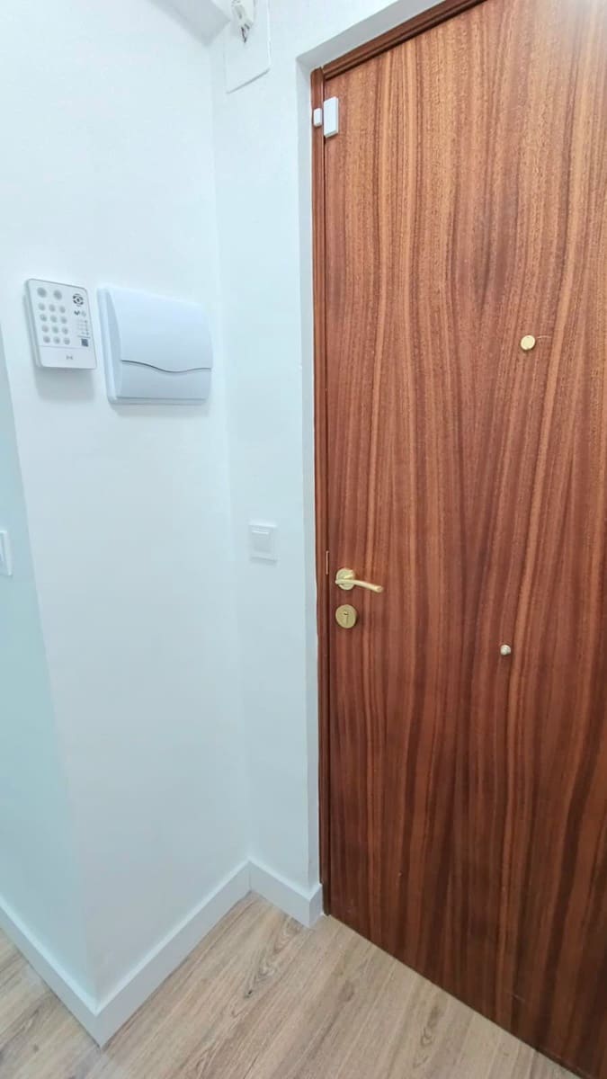 3 bedroom Apartment for sale in Torrevieja - € 130,000 (Ref: 10005086)