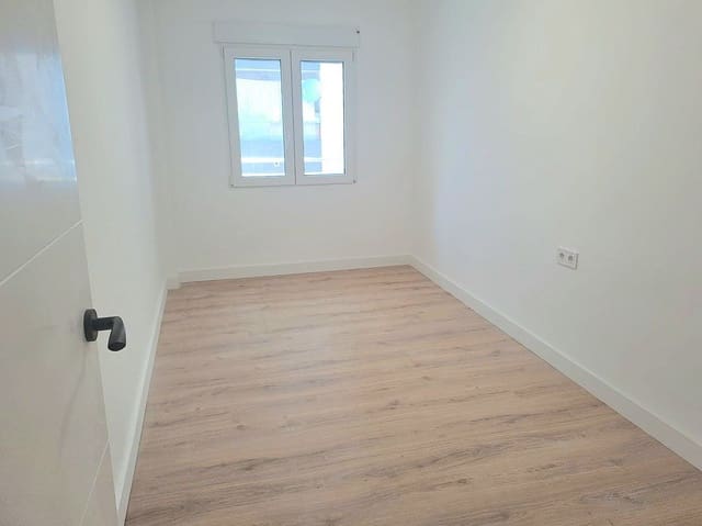 3 soveværelse Lejlighed til salg i El Molino, Torrevieja - € 130.000 (Ref: 10005086)