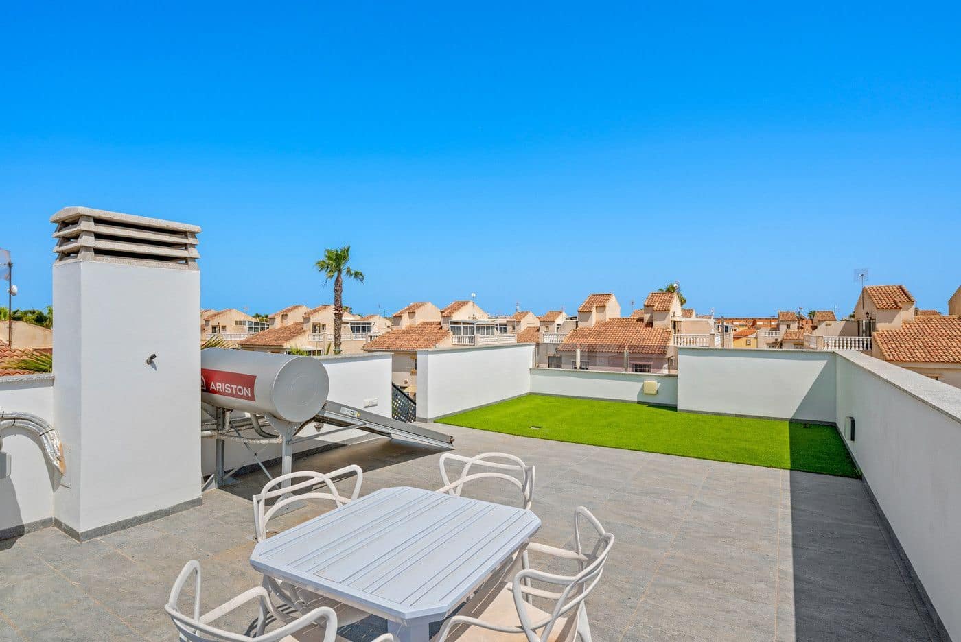 3 bedroom Villa for sale in Torrevieja with pool garage - € 479,000 (Ref: 10005087)