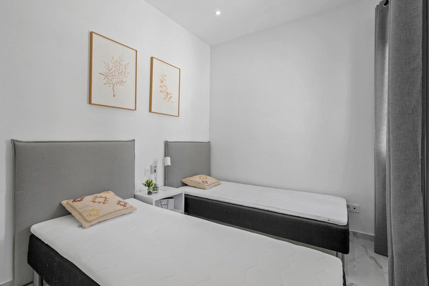 3 bedroom Villa for sale in Torrevieja with pool garage - € 479,000 (Ref: 10005087)