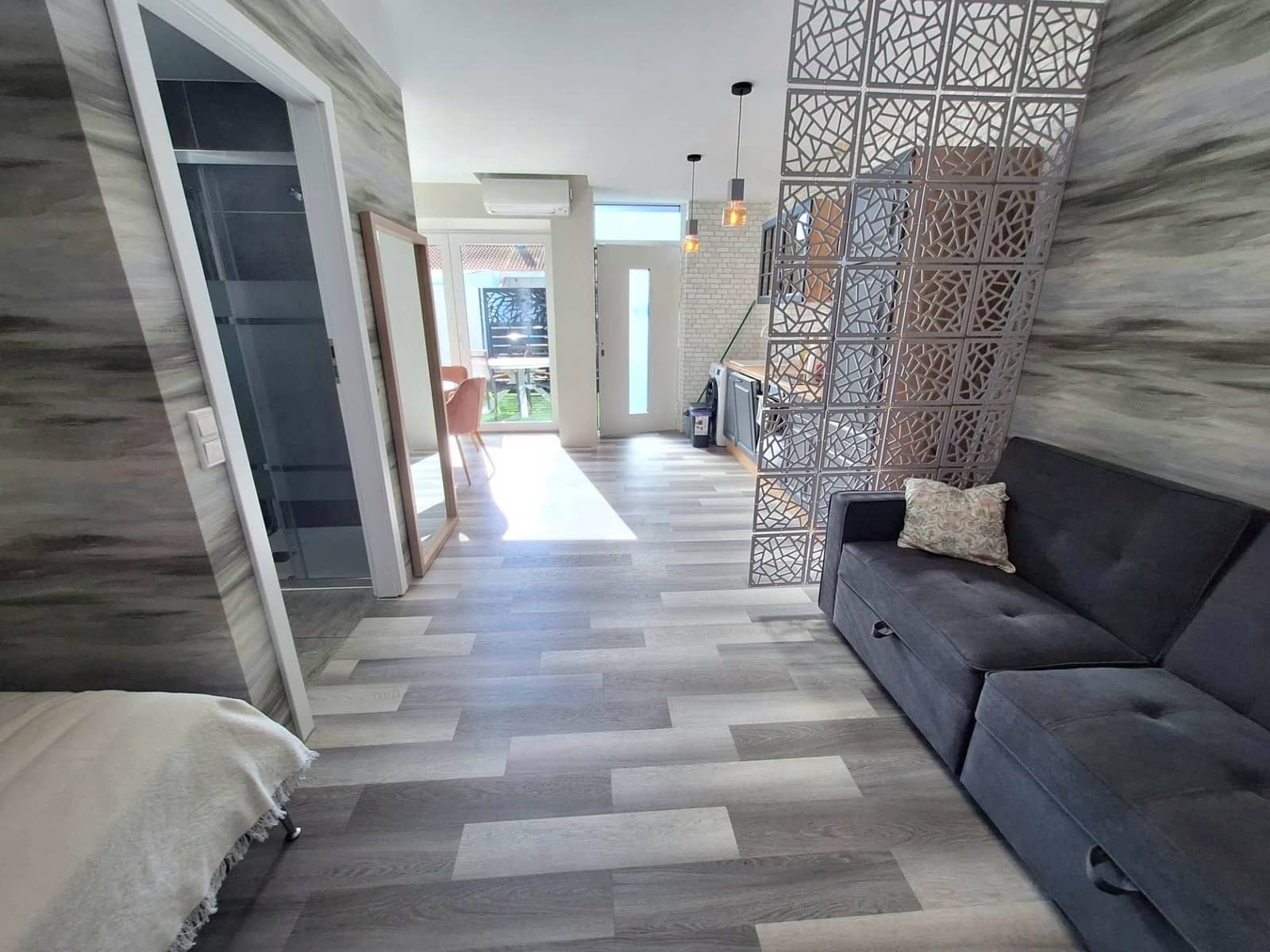 Studio for sale in Torrevieja - € 109,000 (Ref: 10005090)