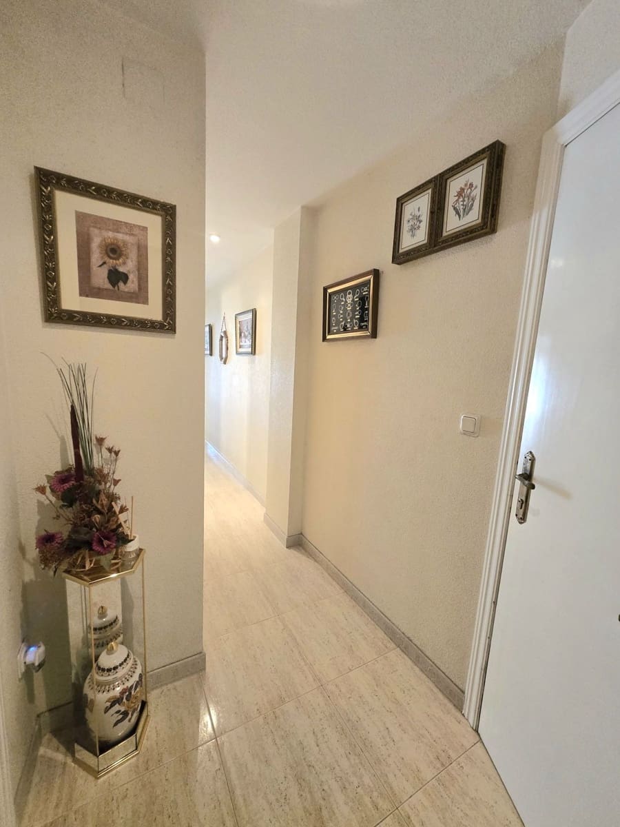 Apartamento de 3 habitaciones en Guardamar del Segura en venta - 217.000 € (Ref: 10005092)