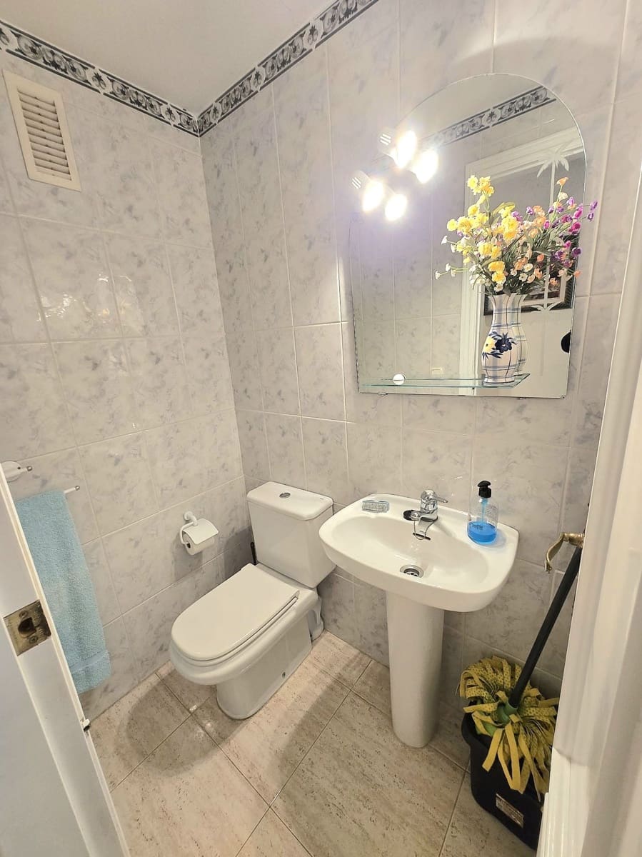 Apartamento de 3 habitaciones en Guardamar del Segura en venta - 217.000 € (Ref: 10005092)