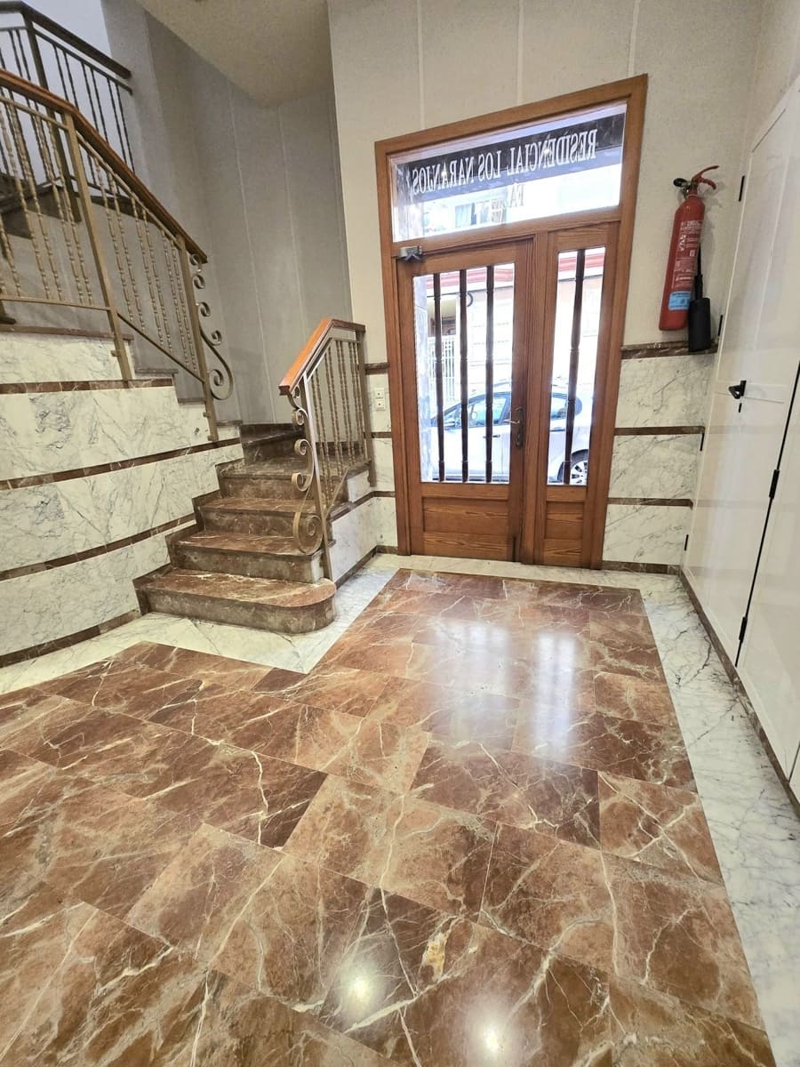 Apartamento de 3 habitaciones en Guardamar del Segura en venta - 217.000 € (Ref: 10005092)