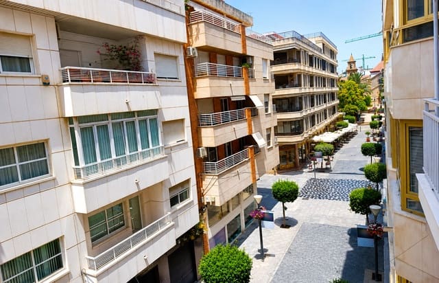 3 soveværelse Lejlighed til salg i Centro - Muelle Pesquero, Torrevieja - € 234.000 (Ref: 10005093)