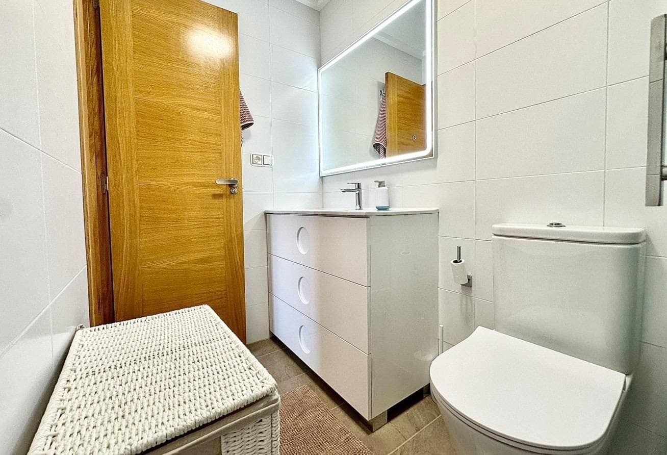 1 slaapkamer Appartement te koop in Torrevieja - € 145.000 (Ref: 10005094)