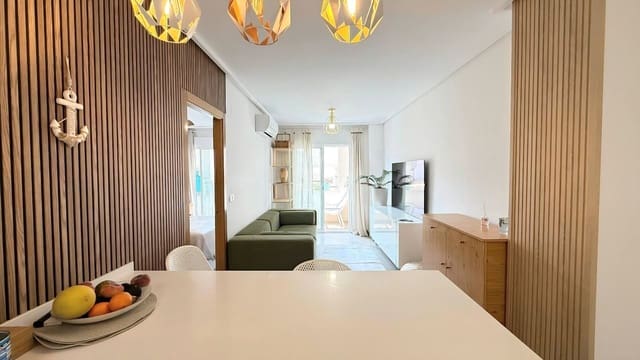 1 slaapkamer Appartement te koop in Puerto Deportivo, Torrevieja - € 145.000 (Ref: 10005094)
