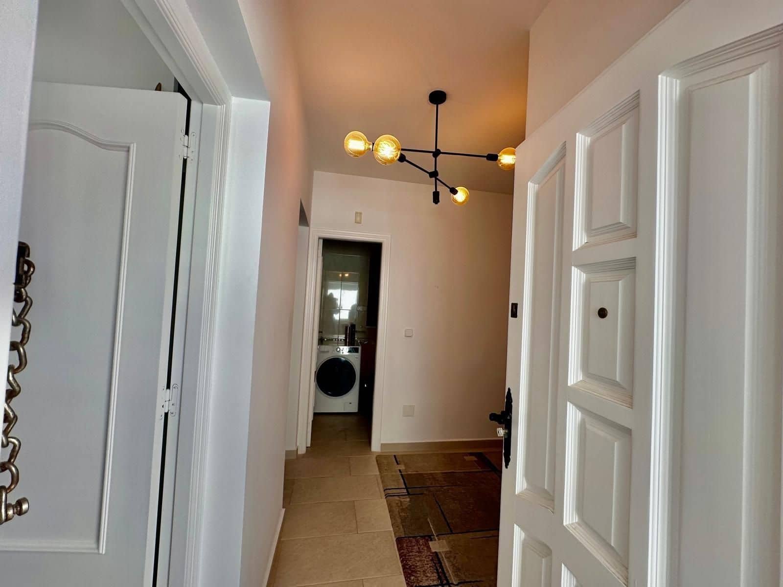 Pareado de 3 habitaciones en Torrevieja en venta con piscina - 215.000 € (Ref: 10005095)