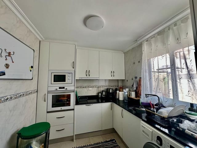 3 soveværelse Semi-Rækkehus til salg i El Chaparral - La Siesta - La Torreta, Torrevieja med swimmingpool - € 215.000 (Ref: 10005095)