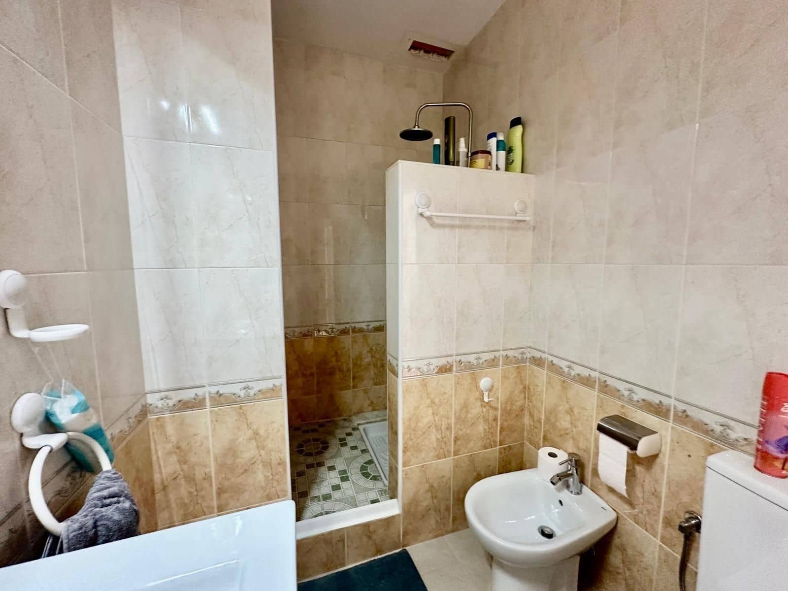 Pareado de 3 habitaciones en Torrevieja en venta con piscina - 215.000 € (Ref: 10005095)