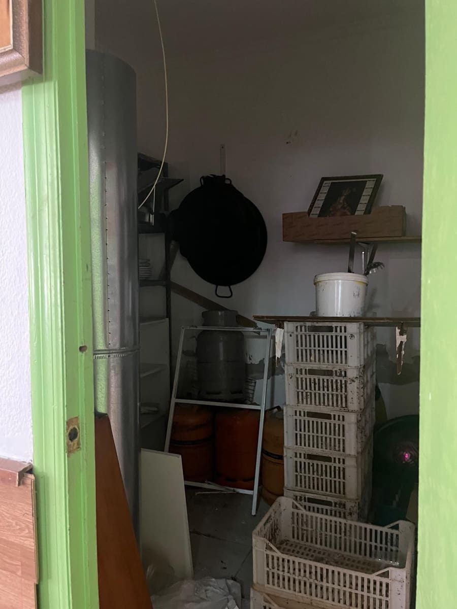 1 slaapkamer Commercieel te koop in Torrevieja - € 149.000 (Ref: 10005096)