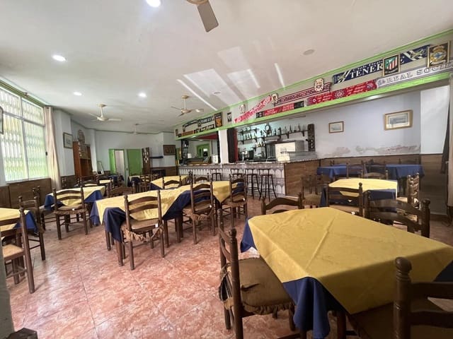 1 chambre Local Commercial à vendre à Antonio Machado, Torrevieja - 149 000 € (Ref: 10005096)