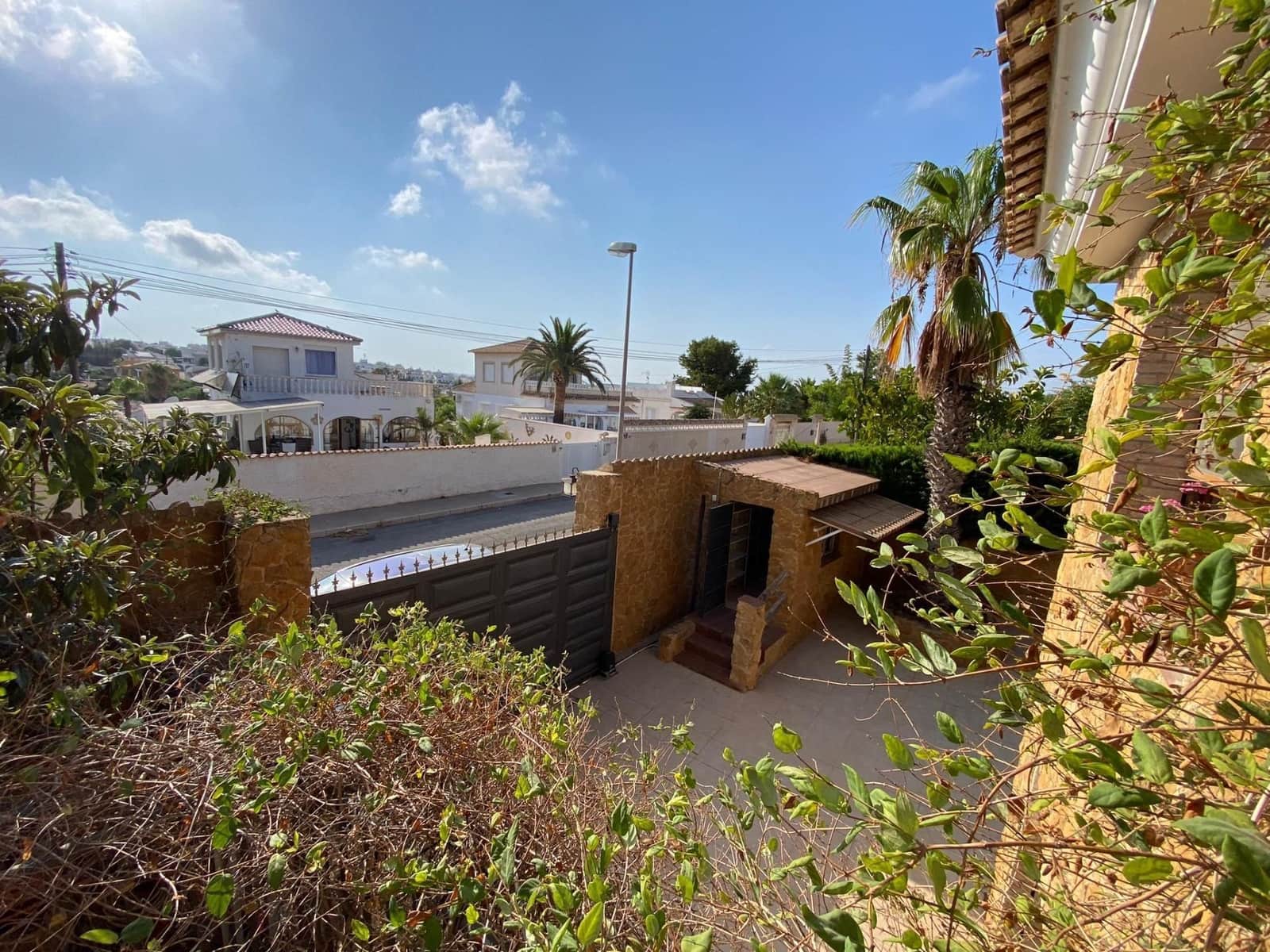 5 soveværelse Villa til salg i Orihuela Costa med swimmingpool garage - € 744.500 (Ref: 10005097)