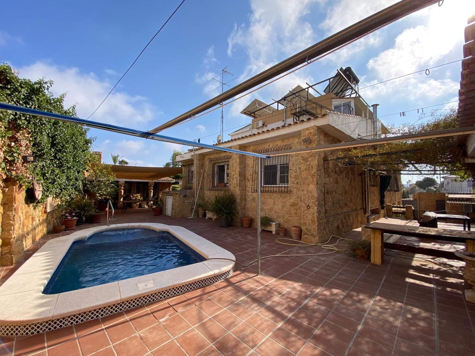 5 soveværelse Villa til salg i Orihuela Costa med swimmingpool garage - € 744.500 (Ref: 10005097)