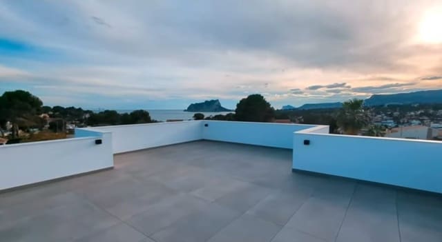 6 makuuhuone Huvila myytävänä paikassa Moravit - Cap Blanc, Teulada-Moraira mukana uima-altaan 
autotalli - 2 400 000 € (Ref: 10005099)