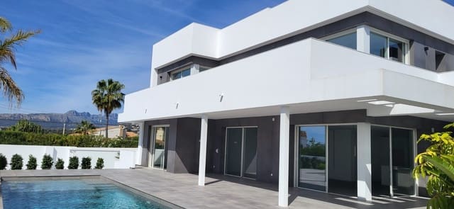 6 makuuhuone Huvila myytävänä paikassa Moravit - Cap Blanc, Teulada-Moraira mukana uima-altaan 
autotalli - 2 400 000 € (Ref: 10005099)