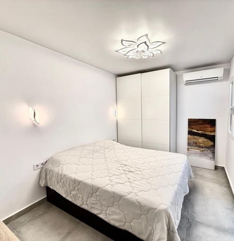 Bungalow de 3 habitaciones en Aguas Nuevas, Torrevieja en venta - 205.000 € (Ref: 10005100)