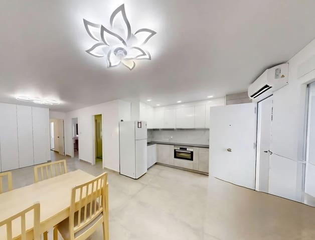Bungalow de 3 habitaciones en Aguas Nuevas, Torrevieja en venta - 205.000 € (Ref: 10005100)