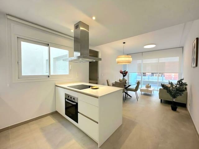 2 soveværelse Penthouse til salg i Playa de los Locos, Torrevieja med swimmingpool - € 450.000 (Ref: 10005101)