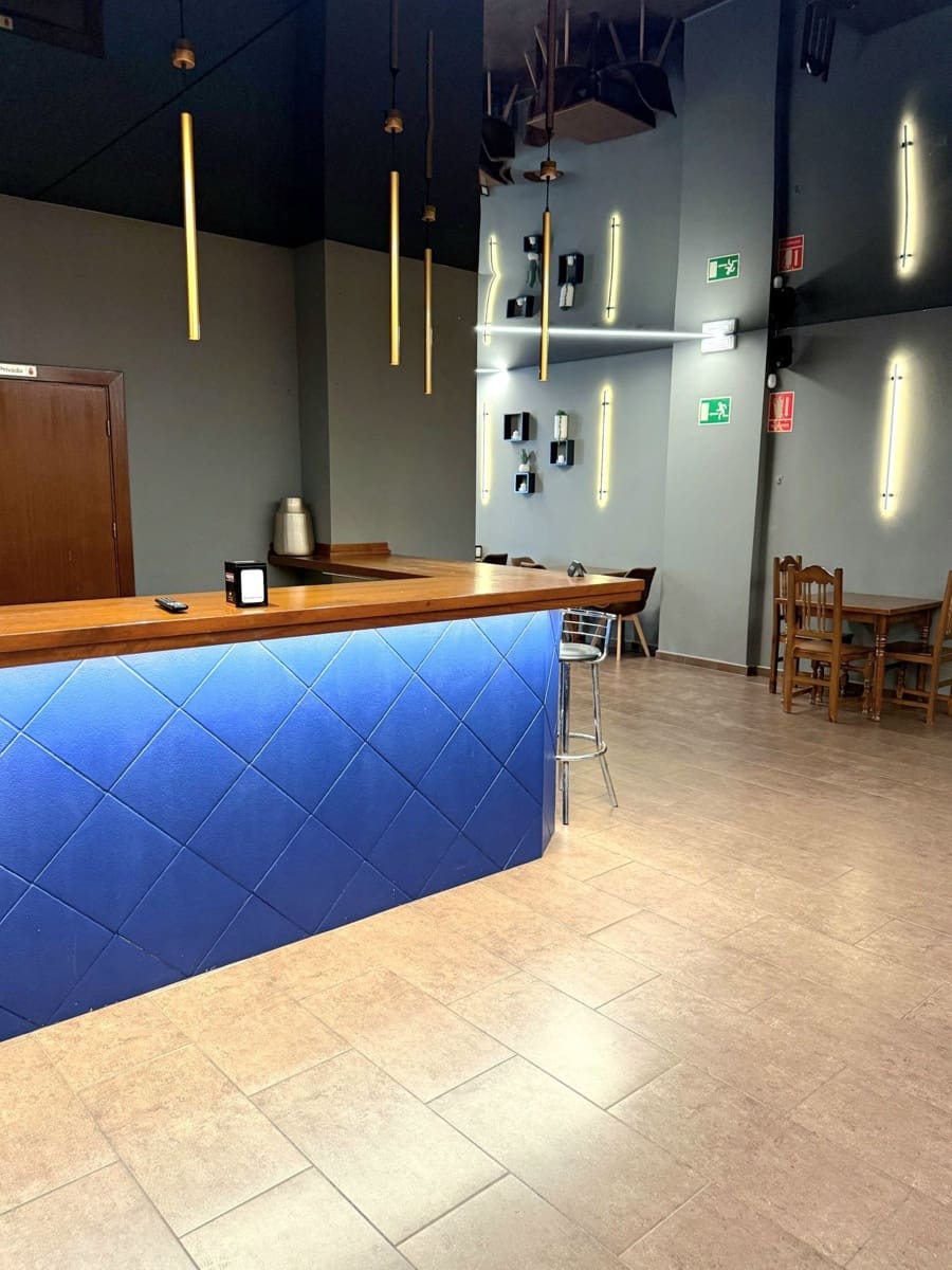 Erhverv til salg i Torrevieja - € 229.500 (Ref: 10005102)