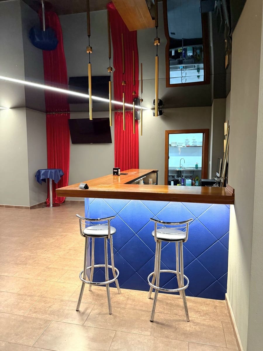 Erhverv til salg i Torrevieja - € 229.500 (Ref: 10005102)