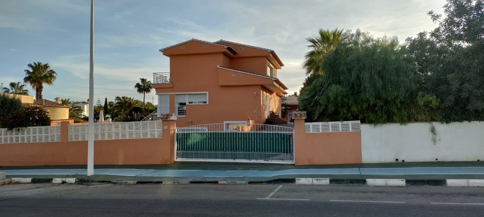 5 sovrum Villa till salu i Calpe / Calp med pool garage - 680 000 € (Ref: 10005103)