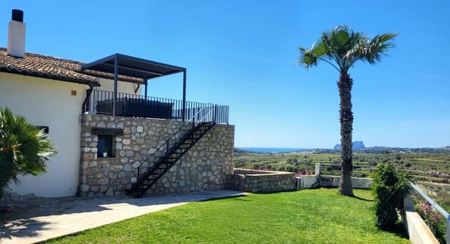 Chalet de 2 habitaciones en Benitachell / Benitatxell en venta con piscina garaje - 1.100.000 € (Ref: 10005105)