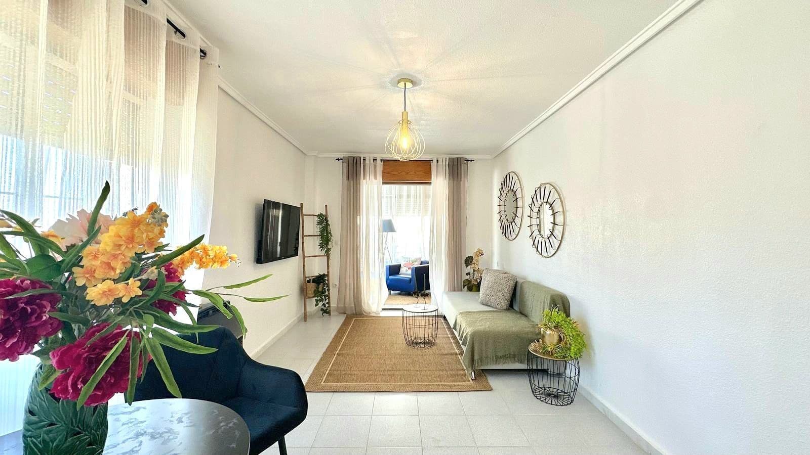 Studio na sprzedaż w Torrevieja - 84 900 € (Ref: 10005108)