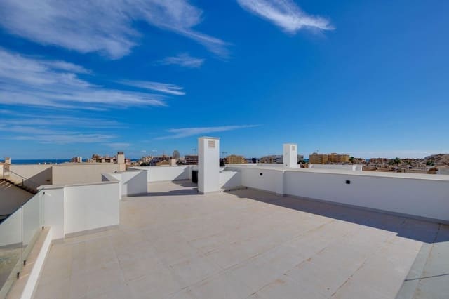 4 slaapkamer Villa te koop in Aguas Nuevas, Torrevieja met zwembad garage - € 750.000 (Ref: 10005109)