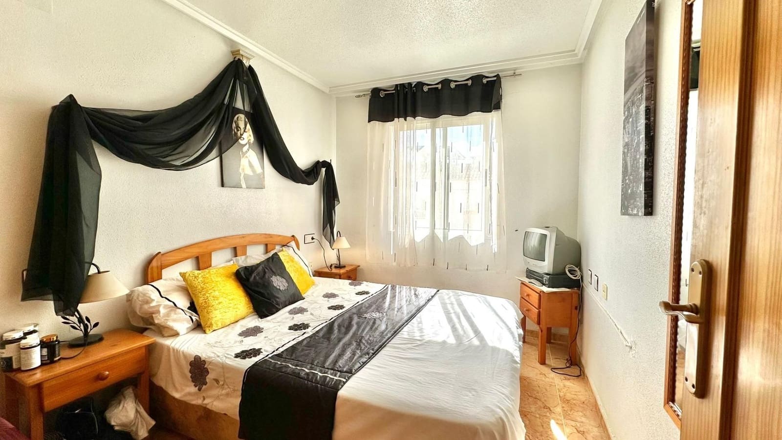 2 Zimmer Bungalow zu verkaufen in Torrevieja mit Pool - 132.900 € (Ref: 10005110)