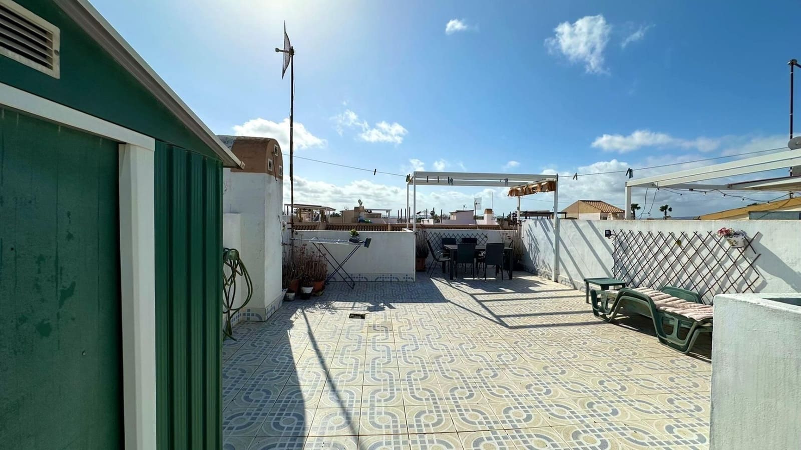 2 Zimmer Bungalow zu verkaufen in Torrevieja mit Pool - 132.900 € (Ref: 10005110)
